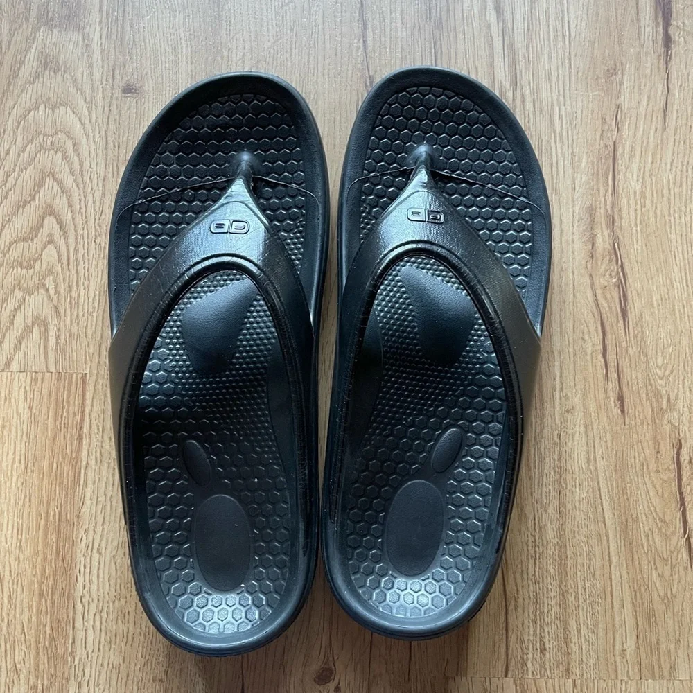 Spenco Men’s Fusion 2 Sandal Flip-Flop, Black Size M11
